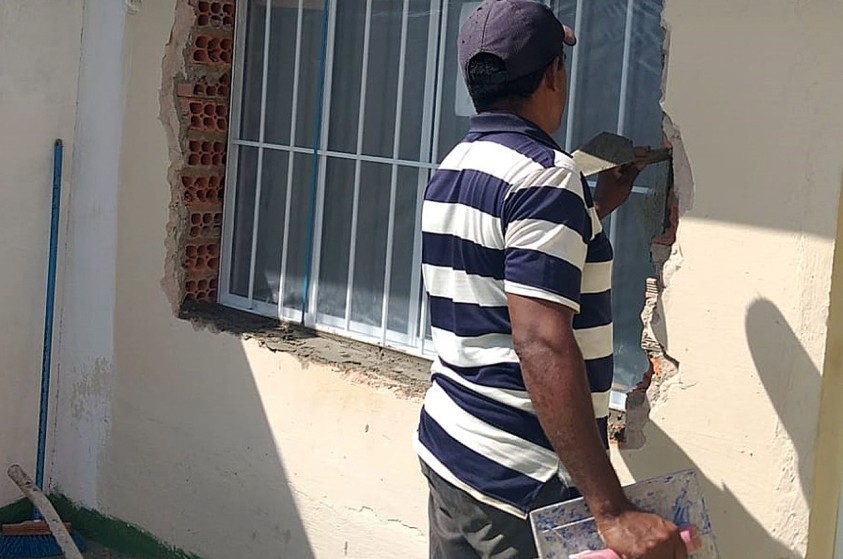 Parceria entrega obras para famílias em situação de vulnerabilidade