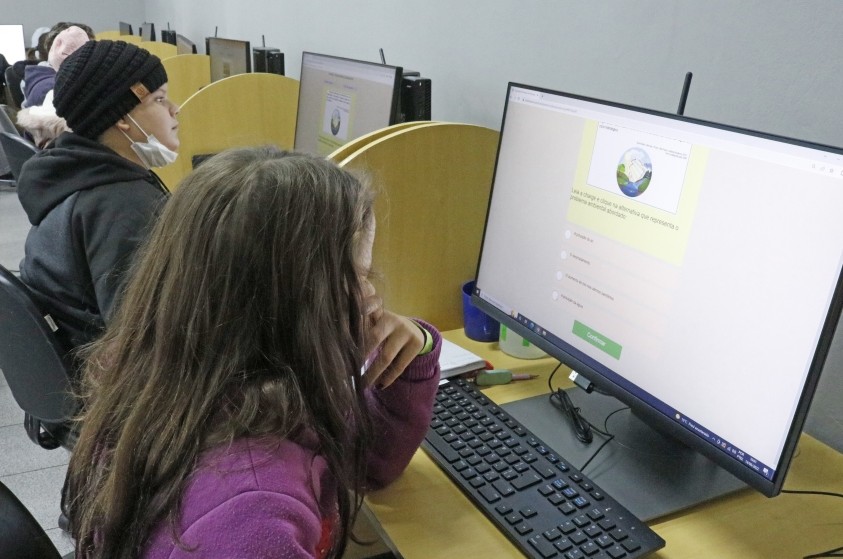 Alunos da rede municipal de ensino passam por avaliação pedagógica