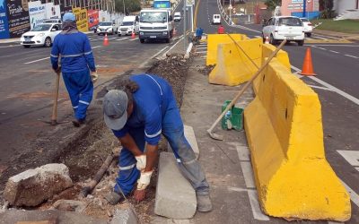 Canteiro central fecha em definitivo acesso à Av. Maestro Xixirri