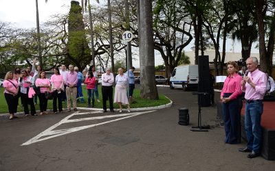 Outubro Rosa terá 1.950 mamografias para identificar câncer de mama