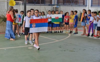 Inspirada na Copa do Mundo, escola organiza competição de futsal