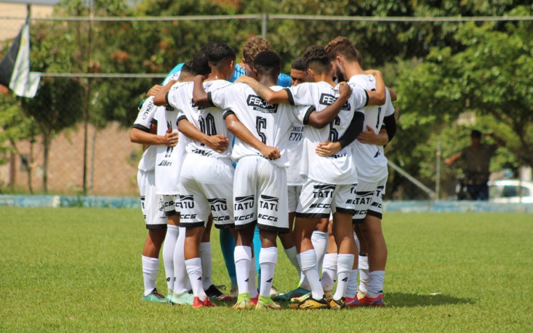 Internacional realiza treino Sub-20 contra o Botafogo/SP