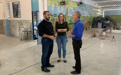 Prefeito visita escolas municipais que receberam melhorias