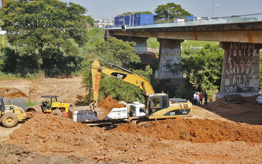 Duplicação do Viaduto Paulo Natal segue com obras em várias frentes