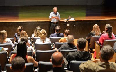 Prefeito apresenta aplicativo para gestores das redes estadual e particular