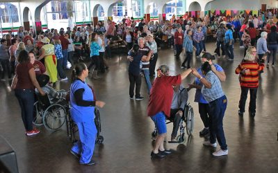 Mais de 600 pessoas participam de Festa Julina da 3ª idade