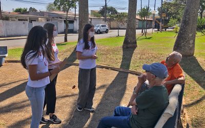 Ação da prefeitura com alunos de enfermagem conscientiza sobre tuberculose