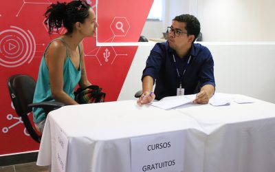 Prefeitura realiza inscrições de cursos gratuitos em evento municipal
