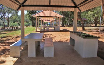 Quiosques com estrutura completa de lazer são entregues no Horto Florestal