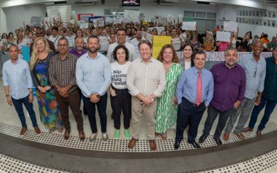 Professores falam sobre a proposta da amplitude dos cargos e funções do suporte pedagógico na Tribuna Livre da Câmara