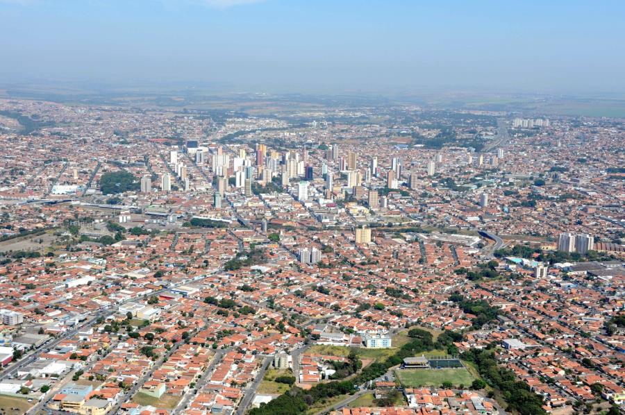 Feriado de Ano Novo altera rotina dos serviços municipais