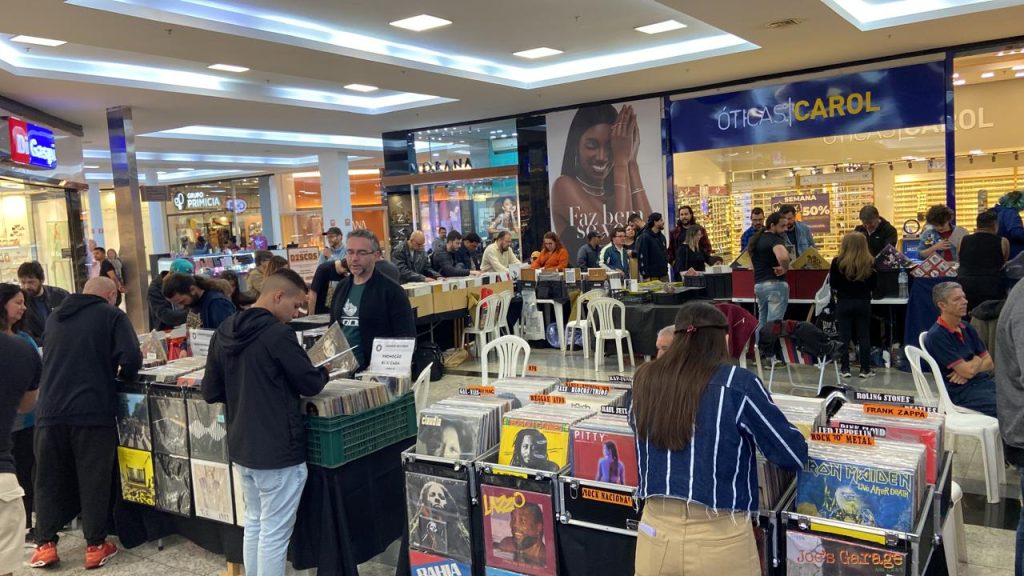 Feira de Discos é atração no Pátio Limeira Shopping no próximo sábado