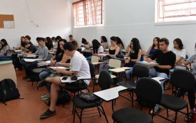 Cursinho pré-vestibular gratuito abre inscrições em Limeira nesta segunda