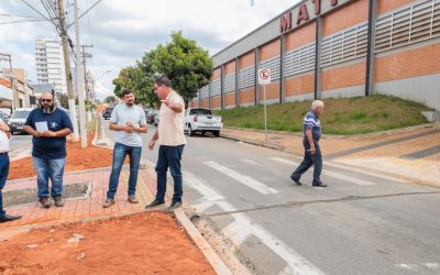 Comissão fiscaliza execução de obras na avenida Maria Buzolin e na UPA do Jardim Aeroporto