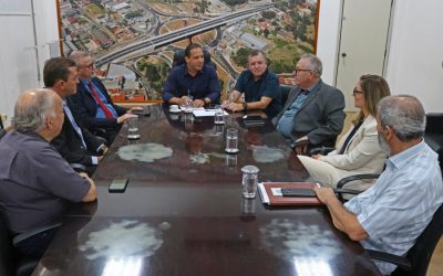 Prefeito defende novos cursos em Limeira durante reunião com o reitor da Unicamp