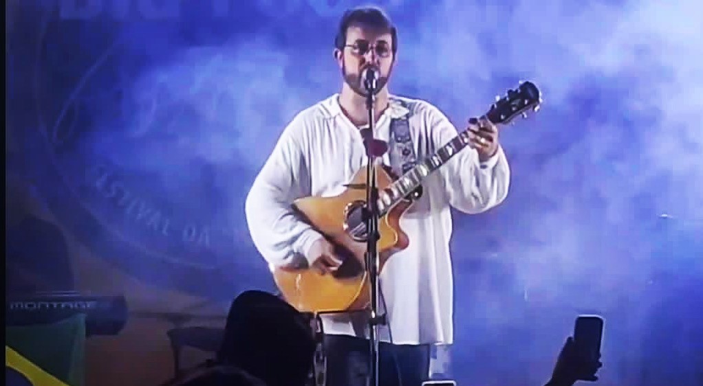 Legião Urbana Cover se apresenta neste domingo no Pátio Limeira Shopping