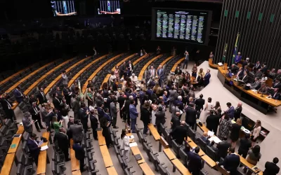 8/1: Congresso derruba veto ao PL da Dosimetria e beneficia condenados