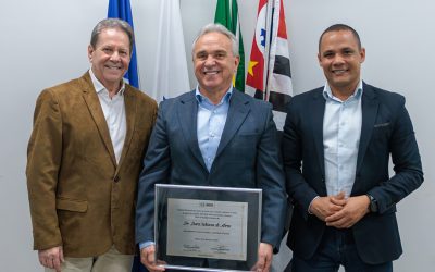 Câmara homenageia o médico Darci Schiavon de Abreu com Título de Cidadão Limeirense