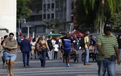Crescimento populacional caiu para 0,37% em 2026, estima IBGE