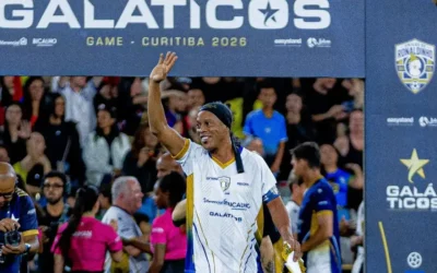 Ronaldinho Gaúcho anuncia volta aos gramados pelo italiano Ravenna